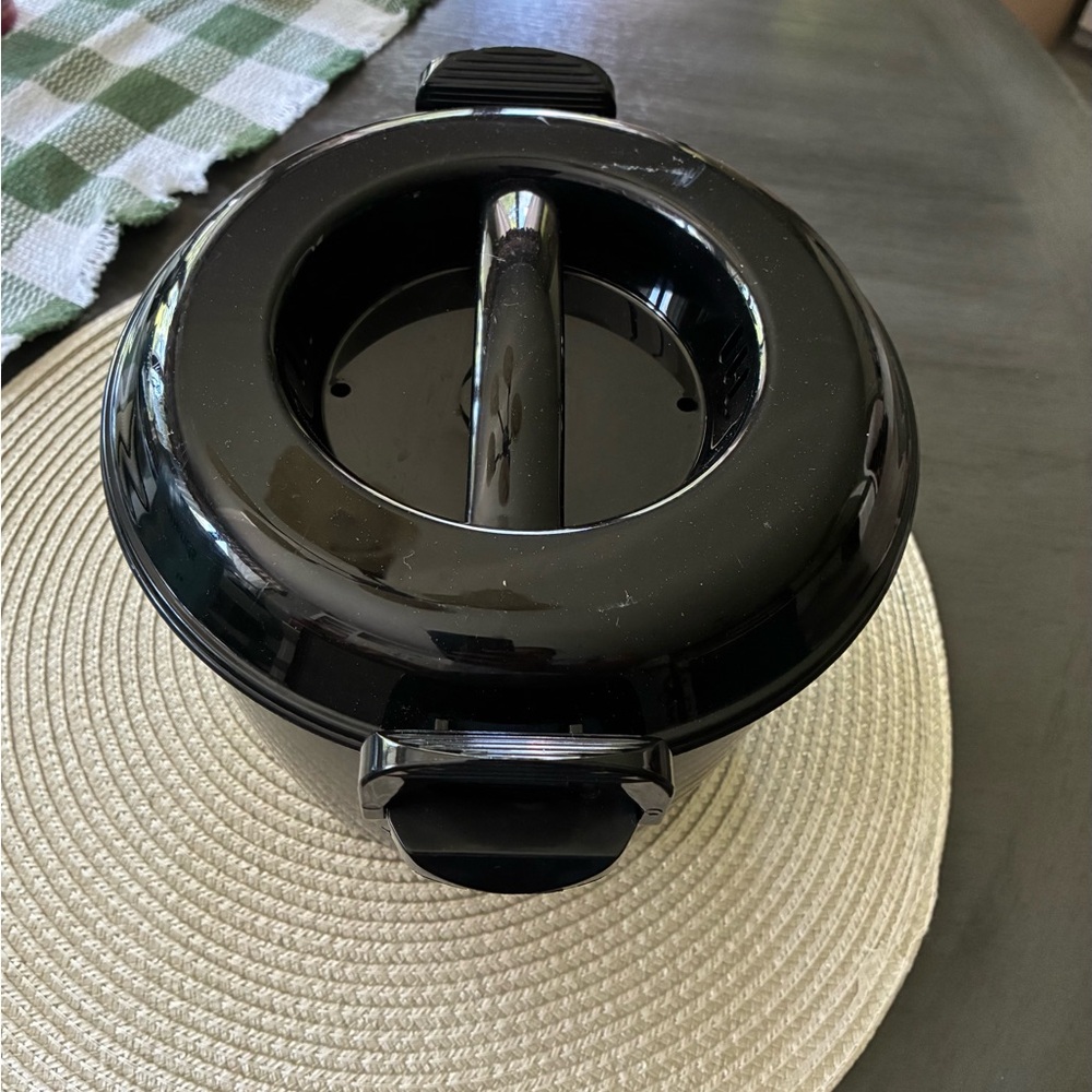 The Pampered Chef Black Rice Cooker - Picture 11 of 14